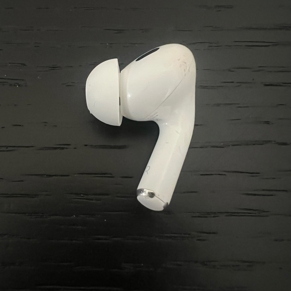 Genuine Apple AirPods Pro 2nd Generation AirPod  - Right Side (A2698) - Picture 1 of 6